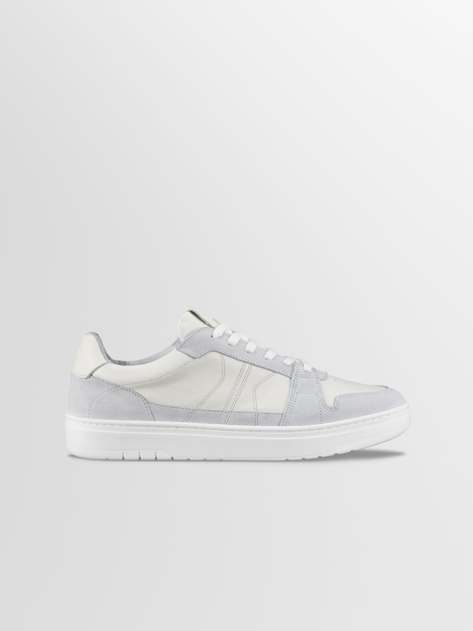 Carrara-V2-sail-1_9d6903ce-985d-4c44-b2bb-f004801d8c48 Carrara Suede Sneaker in Ice - Image 1